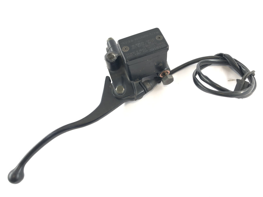 Yamaha XT 660 DM01 [2004] - Handbrake pump brake pump in front