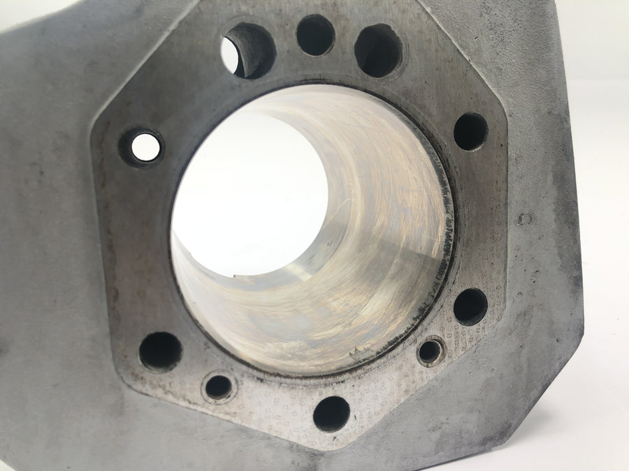 Moto Guzzi California 1100 EV KD [1998] - cylinder with piston on the right