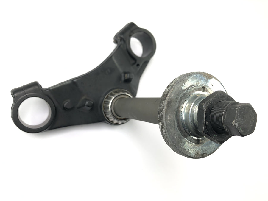 BMW K 1100 LT [1993] - Fork bridge below control head bridge