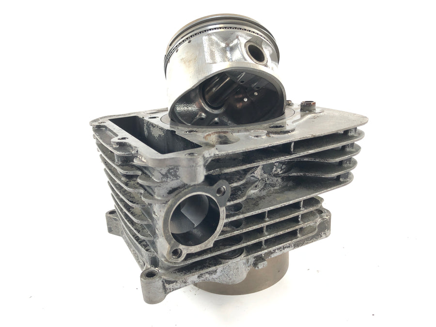 Yamaha XT 550 5Y3 [1982] - cylinder with piston