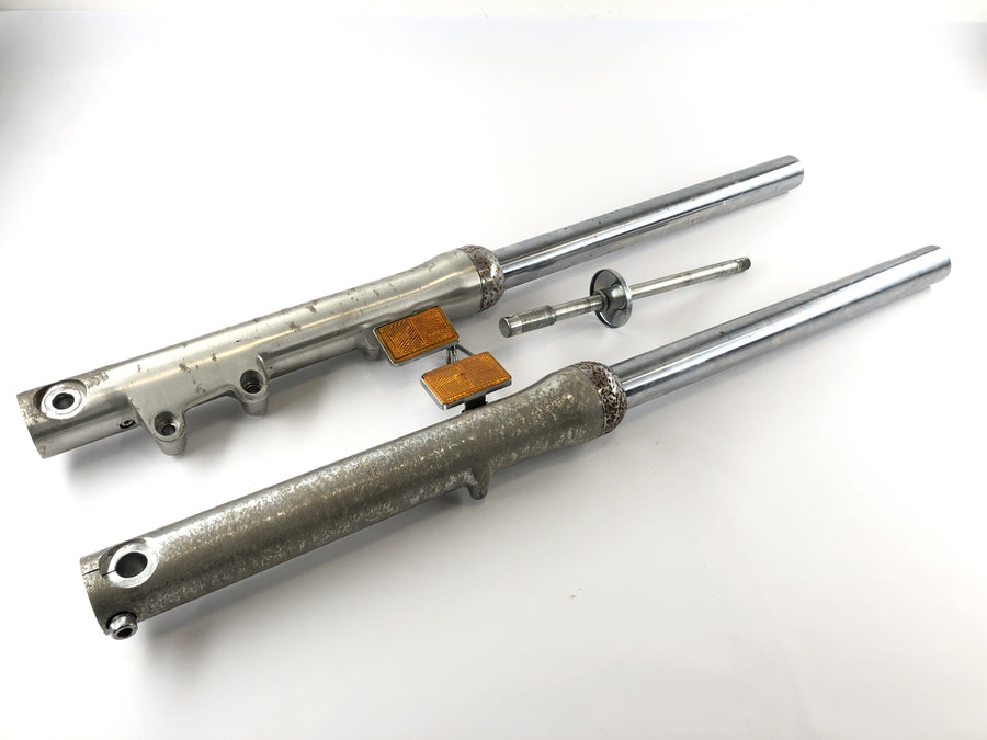 Kawasaki VN 1500 A [1995] - Fork Telescopic fork with axle