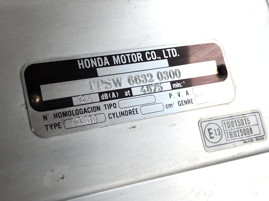 Honda CBR 900 RR Fireblade SC33 [2000] - Frame hoofdframe met papieren