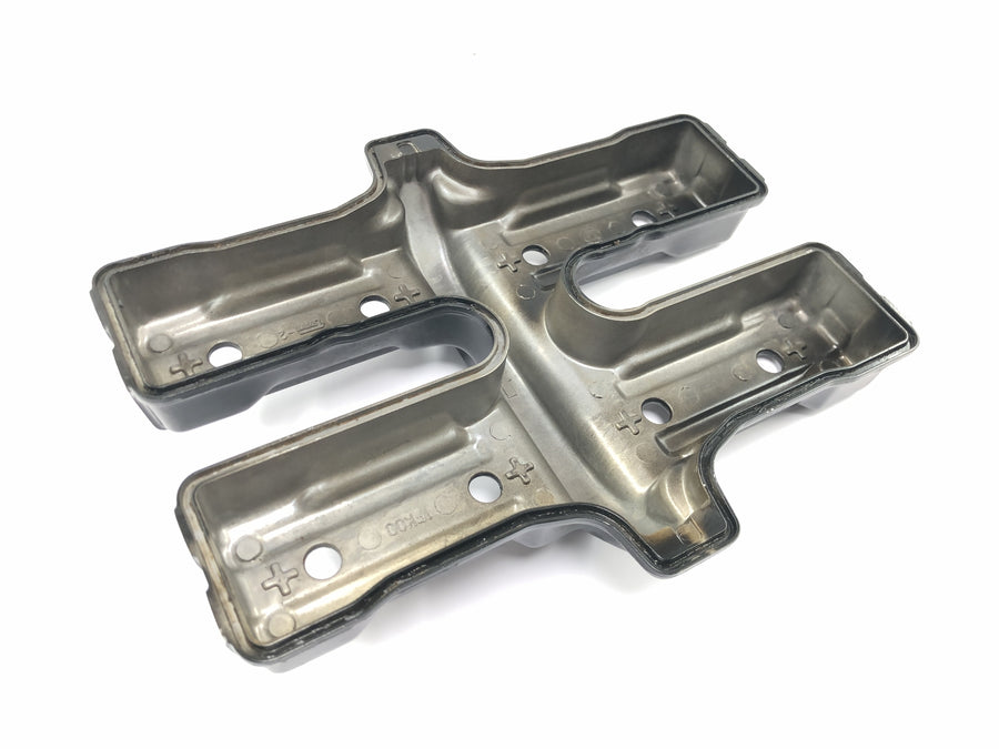 Yamaha V Max 1200 2LT [1998] - Front valve cover