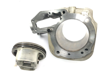 BMW R 1150 RS R22 [2003] - cylinder with piston on the right