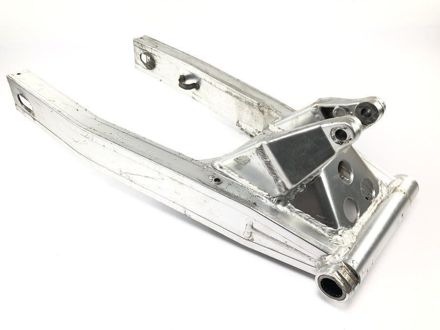 Suzuki GSX R 1100 GU74C [1987] - Achterbrug achterwiel zwenkarm aluminium zwenkarm