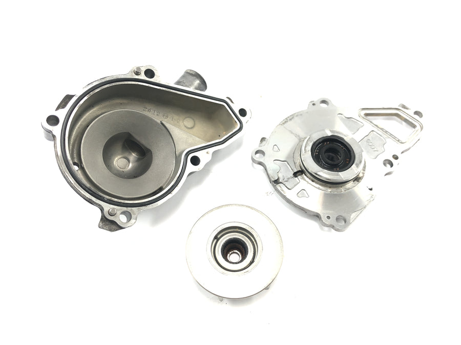 Kawasaki Versys KLE 650 A [2006] - Wasserpumpe Kühlmittelpumpe Pumpengehäuse Impeller