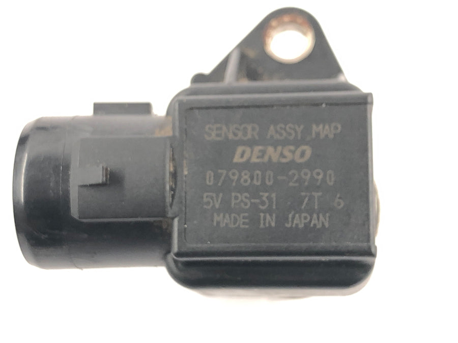 Honda VFR 800 FI RC46 [1999] - sensors and relays bundle