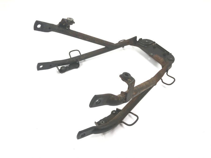 BMW C1 125 [2002] - Achterframe steunframe aan de achterzijde