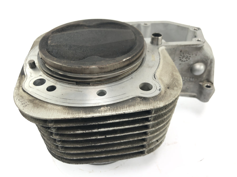 BMW R 1150 RS R22 [2003] - cylinder with piston on the left