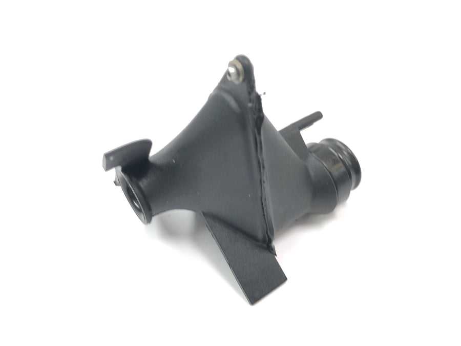 Triumph Speed ​​Triple T509 [1998] - Oil strainer oil intake filter