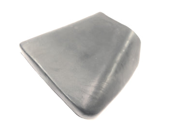 Honda CBR 900 RR Fireblade SC33 [2000] - Driver's seat bench seat cushion at the front