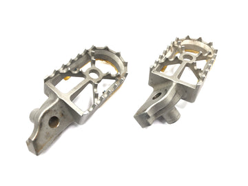 Suzuki RM Z 250 RJ41A [2007] - Fußrasten Fahrerfußrasten Paar Aluminium
