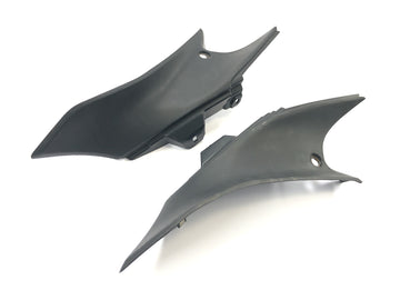Honda CBR 125 R JC50 [2012] - Tankverkleidung Seitendeckel Abdeckung Set links und rechts