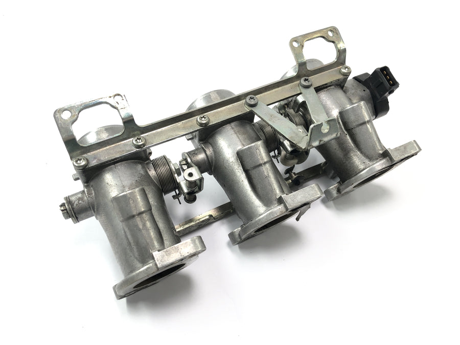 Triumph Speed ​​Triple T509 [1998] - Throttle body throttle body injection system injector
