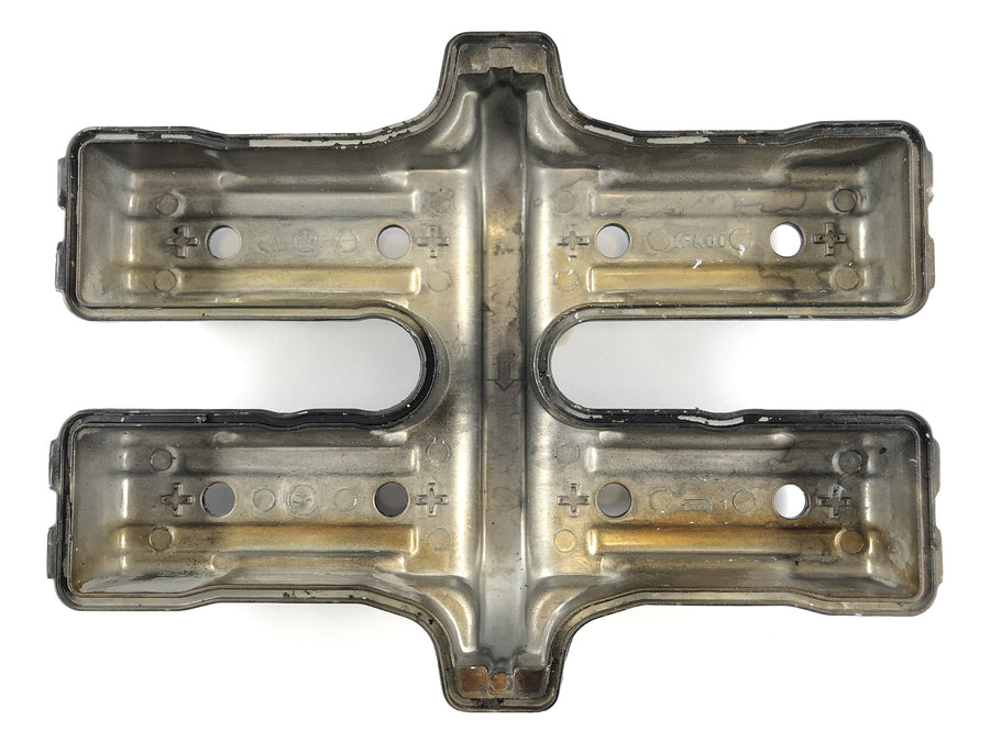Yamaha V Max 1200 2we [1996] - Valve lid cylinder at the back