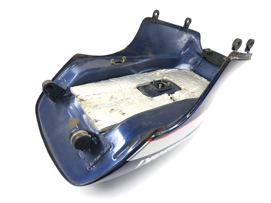 Kawasaki GPZ 1000 RX [1987] - Tank Kraftstofftank Benzintank innen rostig