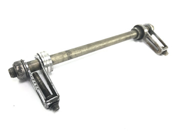 Triumph Bonneville T100 986MF [2012] - Rear wheel axle axle with chain tensioner