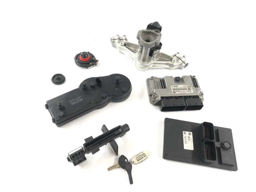 BMW K 1300 S K12S [2010] - locksmith Zündchlos CDI tank lock for Gabelbrücke above Tacho Cockpit ECU