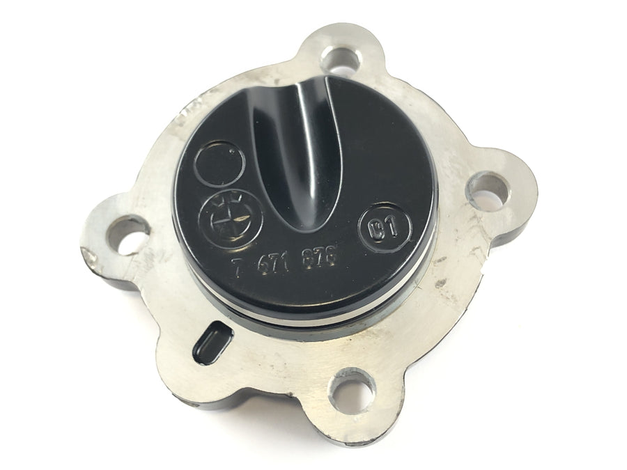 BMW K 1300 S K12S [2010] - Motor lid on the left crankshaft stump