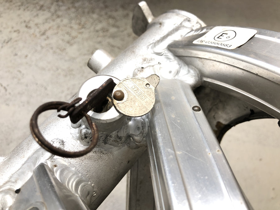Suzuki RG 250 Gamma GJ21D [1987] - Frame hoofdframe zonder papieren