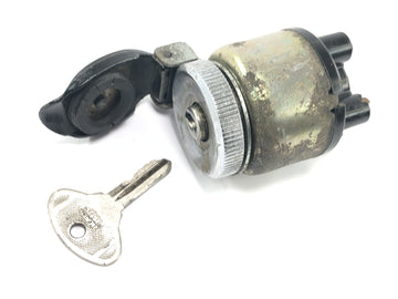Moto Guzzi V7 Special [1971] - Ignition lock ignition switch with key