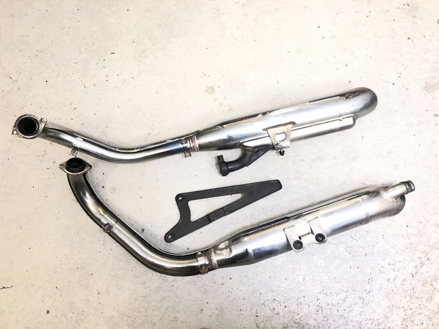 Kawasaki VN 800 VN800A [1996] - Exhaust system exhaust muffler manifold exhaust pipes complete with holder