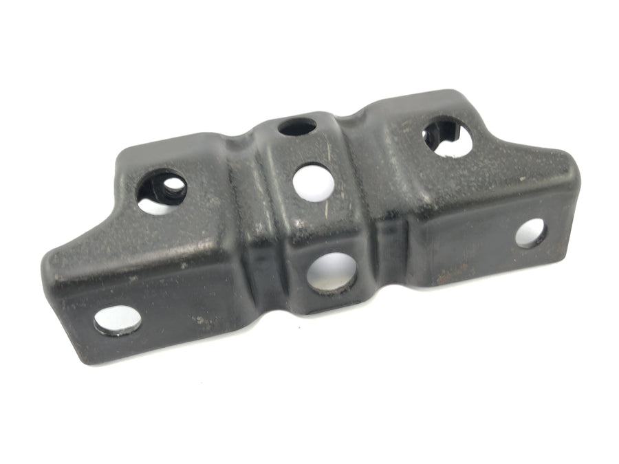 Kawasaki ZR7 ZR750F [1999] - bracket engine carrier connecting part fastening part