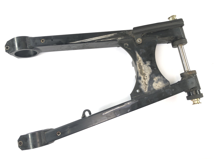 Triumph Daytona 900 T300 [1996] - Swing arm rear wheel swing arm