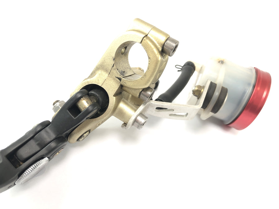 Benelli TNT 1130 [2009] - Rempomp handrempomp voorzijde