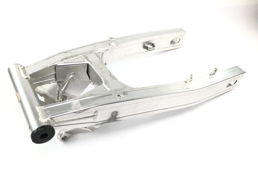 Suzuki GSX R 1100 GU74C [1987] - Achterbrug achterwiel zwenkarm aluminium achterbrug