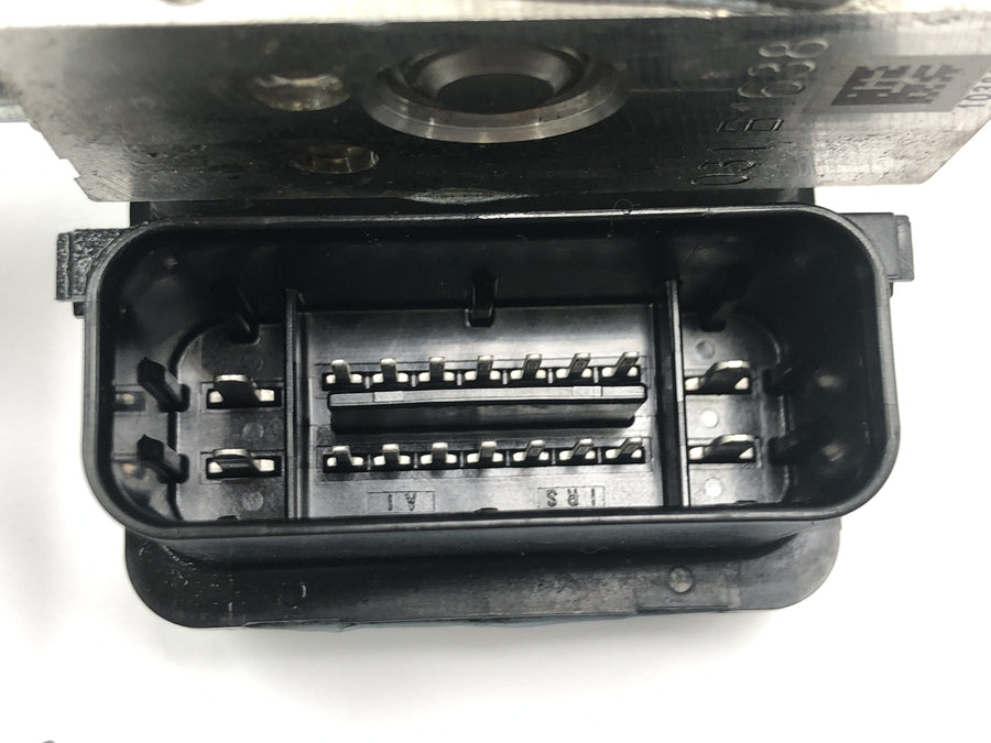 KTM Duke 690 A3 [2012] - ABS control unit hydraulic block modulator brake pressure regulator