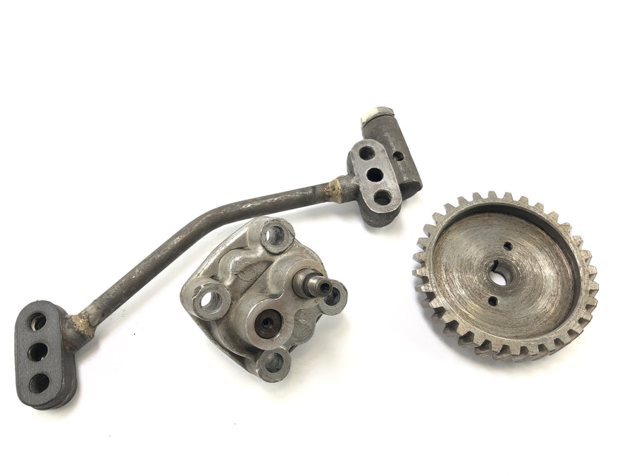 Moto Guzzi V7 Special [1971] - Oil pump