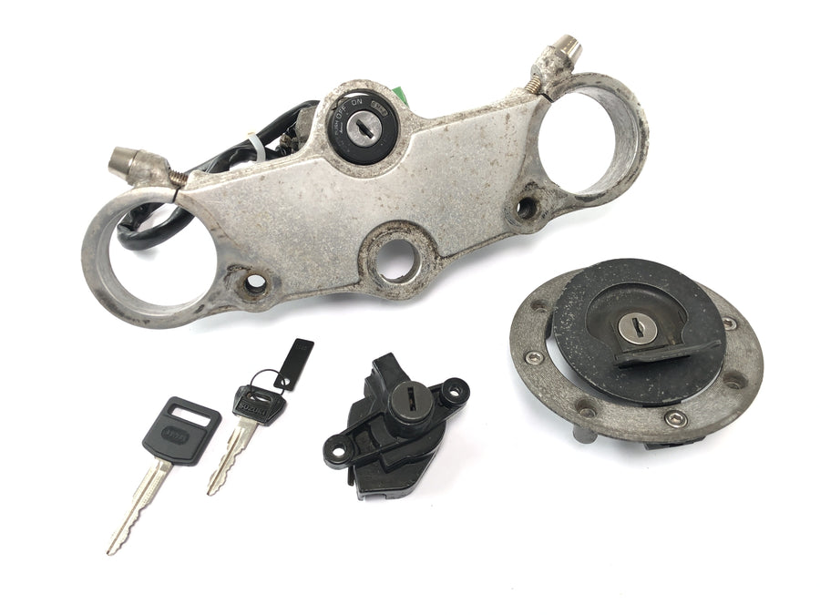 Suzuki GSX-R 1100 W GU75 C [1994] - Lock set fork bridge top tank lock seat lock