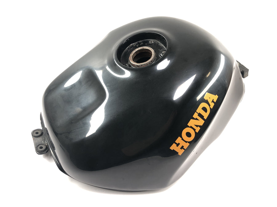Honda CBR 900 RR Fireblade SC33 [2000] - Tank fuel tank petrol tank tank container with dent