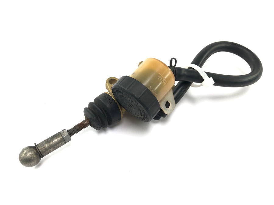 Aprilia SL 1000 Falco Pa [2000] - brake pump behind