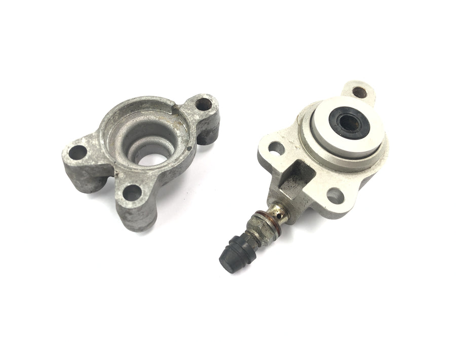 Aprilia RSV 1000 R [2004] - Clutch slave cylinder hydraulic slave cylinder