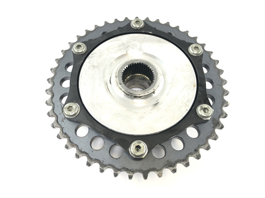 TRIUMPH DAYTONA 955I T595 [1998] - Sprocket shock absorber mount