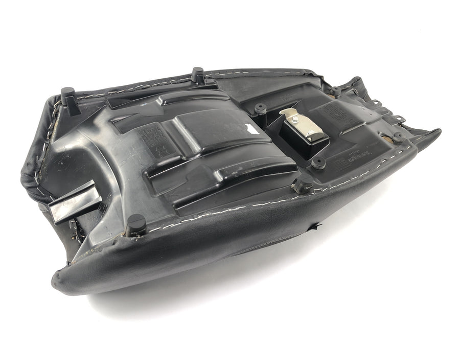 Triumph Sprint ST 1050 [2005] - seat seat