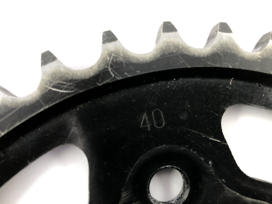 Aprilia RSV4 1000 [2010] - Pinion and chain wheel