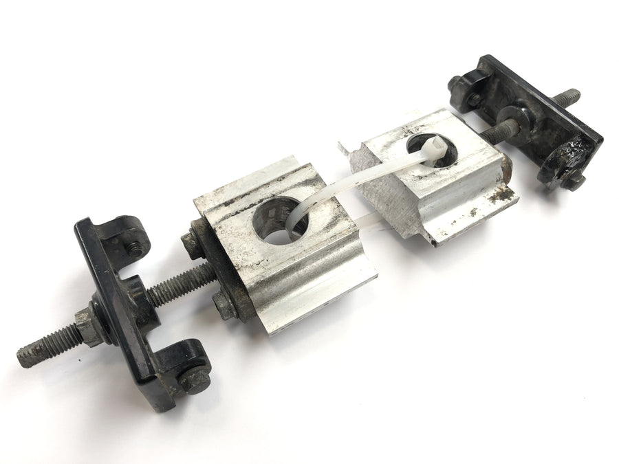 Kawasaki GPZ 1100 ZXT10E [1997] - chain tensioner