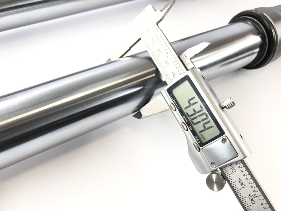 KTM LC4 640 EGS [2004] - Gabel Telegabel with axis