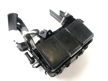 Honda XBR 500 PC15 [1989] - Batteriekasten Halterung Rahmenhalter Akkuaufnahme