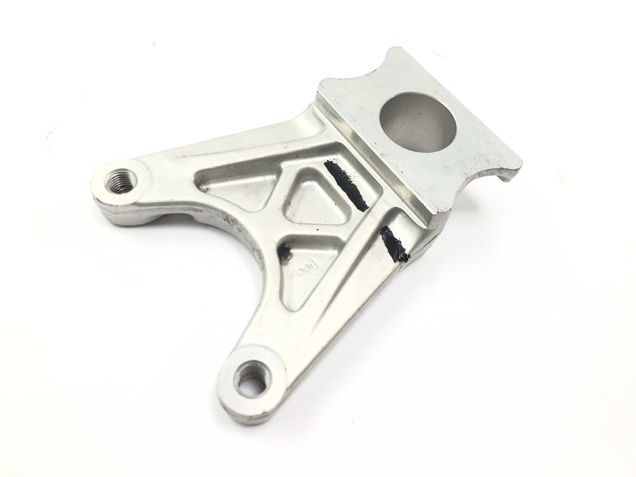 Yamaha YZF R1 RN04 [2001] - Bremsanker hinten Bremssattelaufnahme