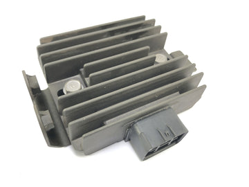 Kawasaki Z 1000 ZRT00A [2006] - Regelator van de controller Rectifier Lichte machinieregelaar