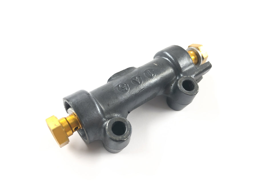 Kawasaki ZRX 1200 S ZRT20A [2001] - Front brake line distributor brake force distributor