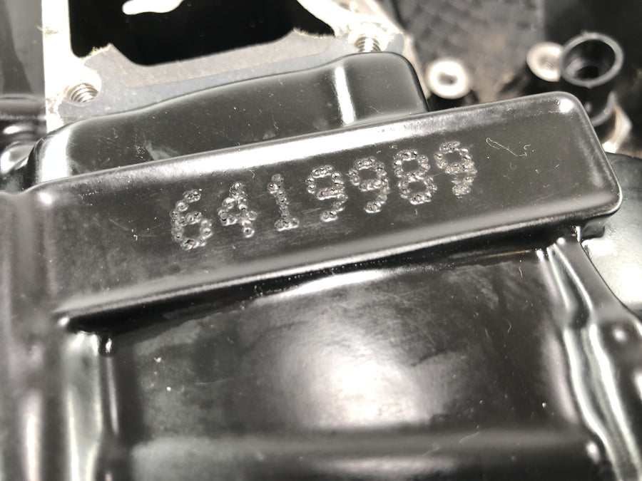 Triumph Street Triple R 675 D67LD [2010] - Motorhuis met lopende stopcontacten en zuigers