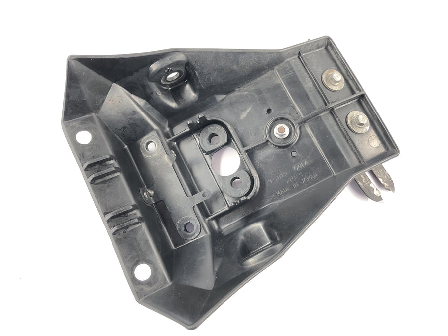 Kawasaki VN 1600 Mean Streak VNT60B [2005] - Splash guard rear fairing