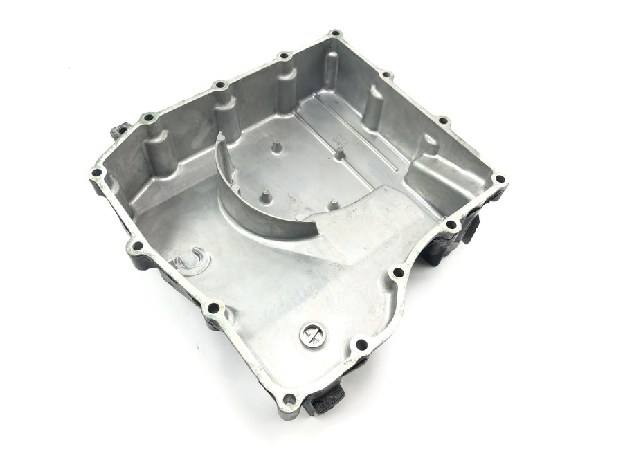 Honda CBR 900 RR Fireblade SC33 [2000] - Oil sump oil sump cover engine cover bottom