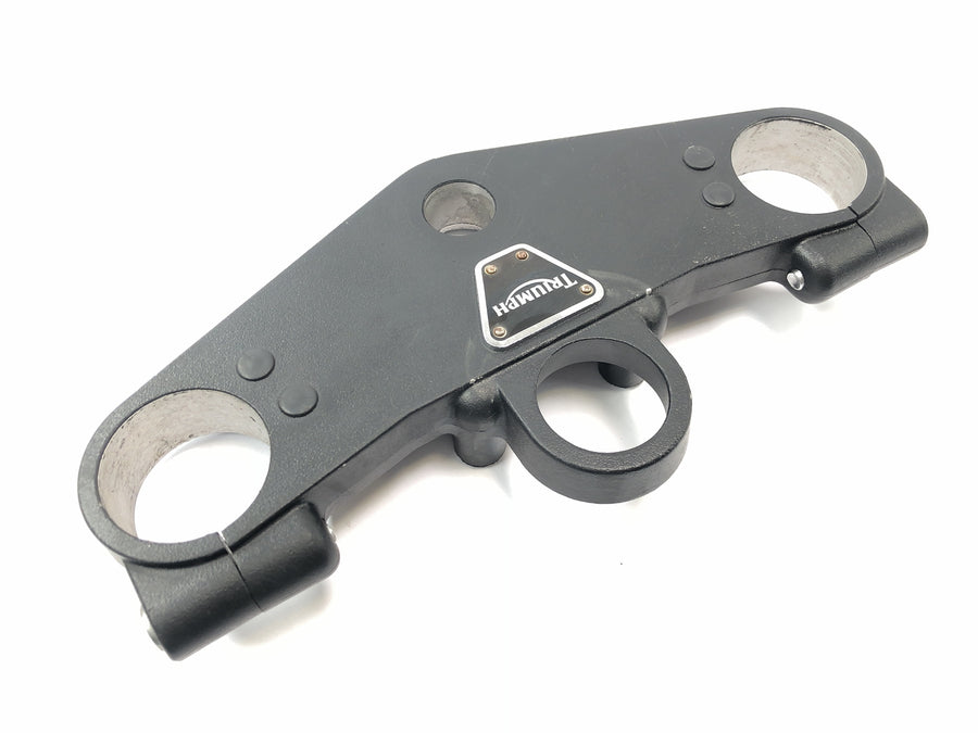 Triumph Daytona 900 T300 [1996] - upper fork bridge handlebar clamp control head mount