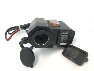 Suzuki Intruder VL 1500 AL [2000] - 12V USB-aansluiting dubbele USB-oplaadaansluiting - 0